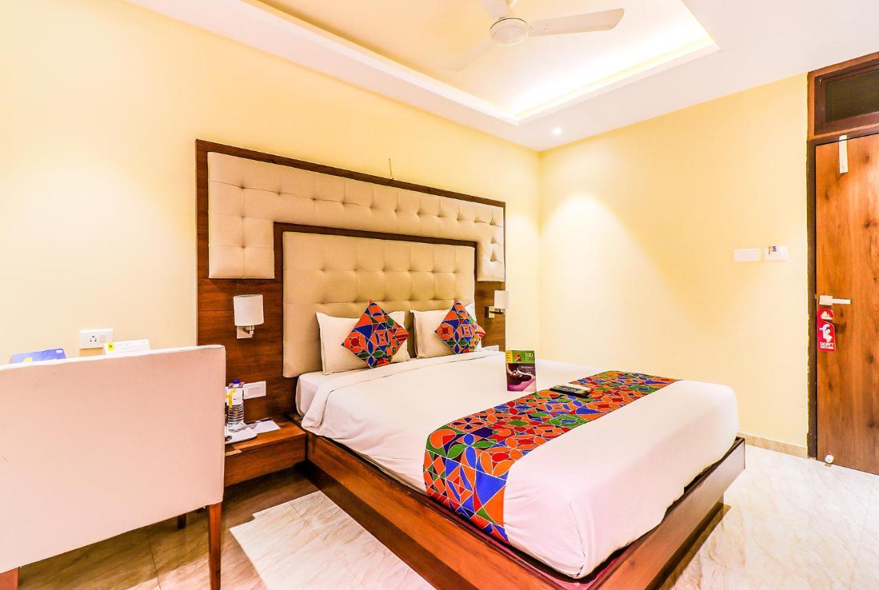Fabexpress Adlon Andheri East Mumbai Exterior foto
