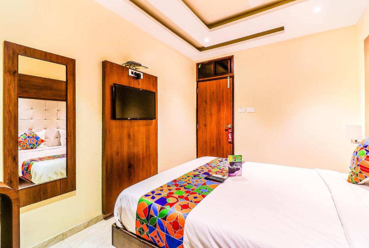 Fabexpress Adlon Andheri East Mumbai Exterior foto
