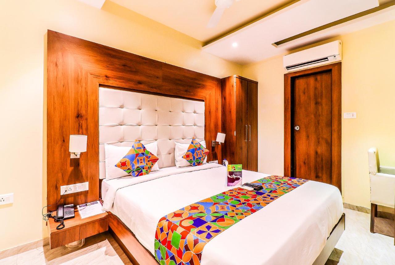 Fabexpress Adlon Andheri East Mumbai Exterior foto